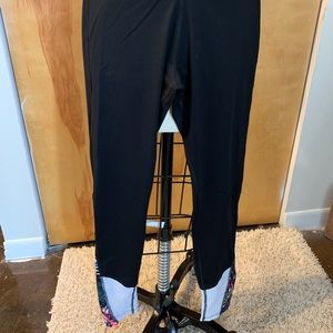 PINK Victoria’s Secret Leggings